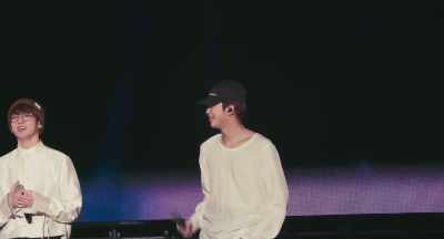 Position:61%
Okay, divide up and exit on both sides. - Burn the Stage: The Movie