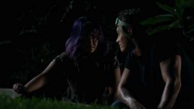 - Positive?
- Trust me, I'd know. - Marvel's Runaways