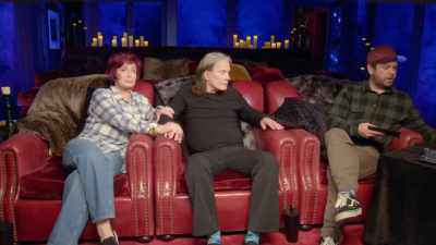 Possible UFO near Mount... - The Osbournes Want to Believe
