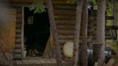 [ POTS CLANGING ] - The Last Alaskans