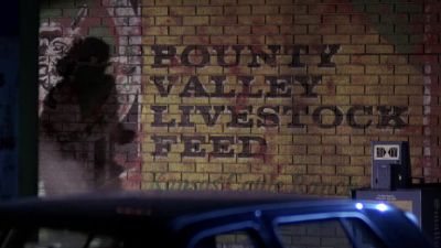 POUNTY VALLEY LIVESTOCK FEED - Smallville