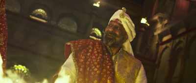 - Pour the ghee into the sacred fire.
- Why not? - Shamshera