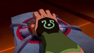 (POWERING UP) - Young Justice
