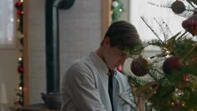 "pre-Christmas"
uh, decorating party? - Navigating Christmas