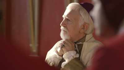 Pressure comes from all
sides for Pope Clement, - The Game of Crowns: The Tudors