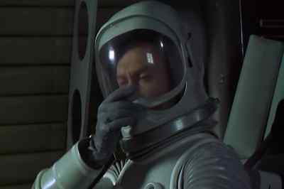 Pressure normal. No leaks. - Moon Zero Two
