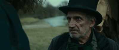 Pretty face, but a lame
leg... plague leg... - Django