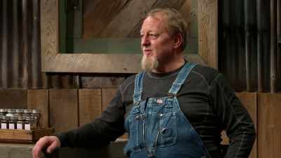 Pretty heavy on the cinnamon, - Moonshiners: Master Distiller