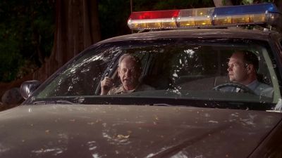 -Pretty tore up?
-Blind-sided him. - True Blood
