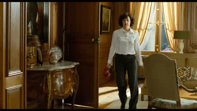- Prévenez qu'il est arrivé. - The Intouchables