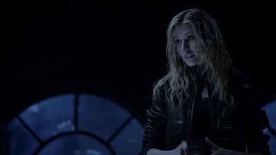 PREVIOUSLY ON "ARROW"... - Arrow