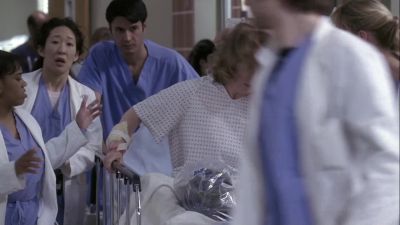 PREVIOUSLY
ON "GREY'S ANATOMY"... - Grey's Anatomy