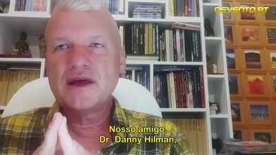 Prietenul nostru Dr. Danny
Hilman a descoperit - The Cosmic Secret