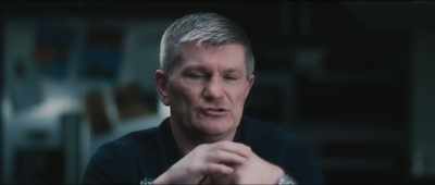 Prima dată când am luat droguri
mi s-au părut... - Hatton