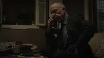 Prime: Listen, someone
from the other side - Counterpart