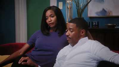 PRISCILLA: HMM. MAKES ME
REALLY MISS THE OBAMAS. - Tyler Perry's The Oval
