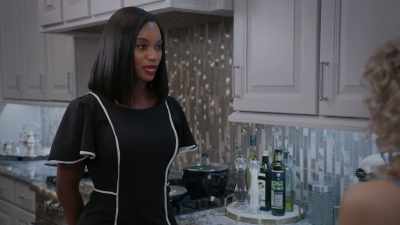 PRISCILLA: WOULD YOU
LIKE IT SERVED HERE
OR IN THE DINING ROOM? - Tyler Perry's The Oval