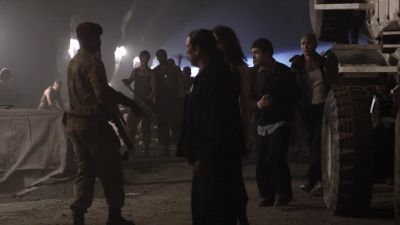 PRISONER: Boy,
take a look at those! - Death Race: Inferno