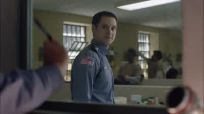 Prisoner return to custody. - Orange Is the New Black