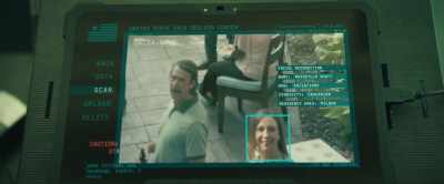 - Priss, Charles!
- Hi! - Captive State