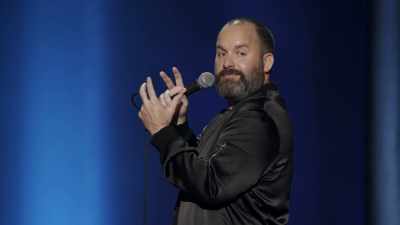 Probabil va dura o oră. Nu ştiu." - Tom Segura: Disgraceful