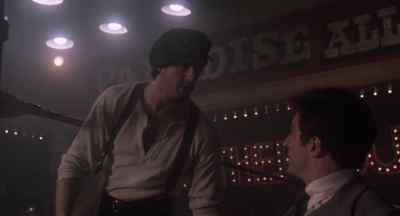 - Problems?
- Vic is getting hurt. We ought a quit. - Paradise Alley