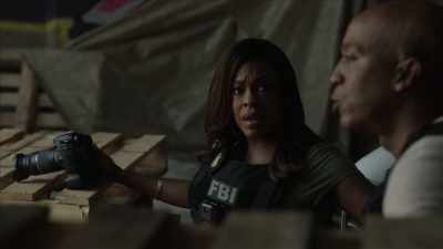 Procedure is to identify
the kidnappers, - The Rookie: Feds