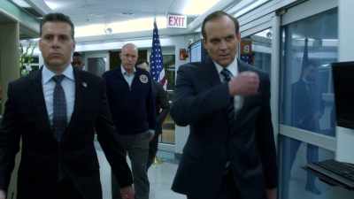 Proceed to the nearest exit immediately. - Tom Clancy's Jack Ryan