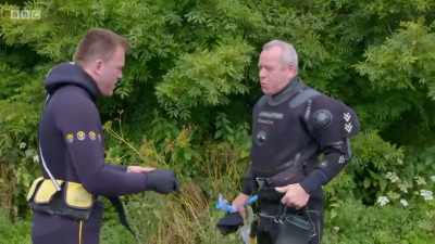 Professional diver Lloyd Jones
and his dad come here every - Wales: Land of the Wild