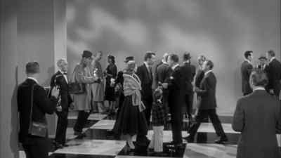 - Professor Carrington?
- Ah, yes. - The Colossus of New York