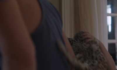 -Professor Cole is on the phone.
-[Martha growls] - The Lost Daughter