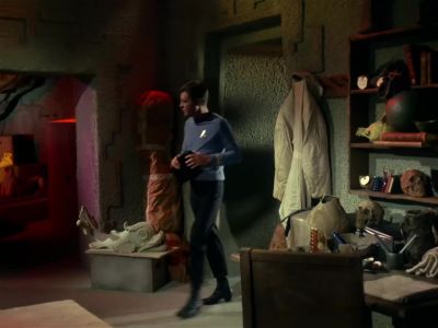 Professor Crater? - Star Trek