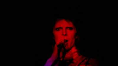 ♪ Pronouncing gross diversion ♪ - Moonage Daydream