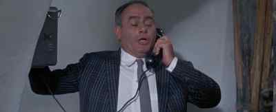 - Pronto.
- Hello. I wanna speak to Rome, please. - After the Fox