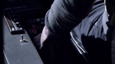 (propellers whirring) - Blindspot