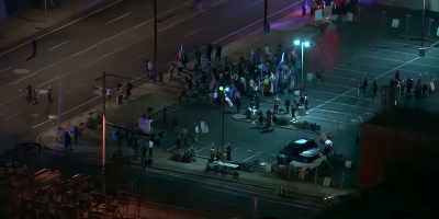 Protesters: Let them in!
Let them in! Let them in! - Stopping the Steal