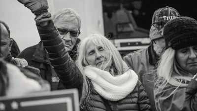 [protestor]
...understand and know
that this is a cause - The Sixth