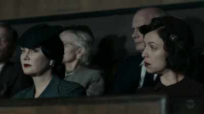Psychiatrist: Well,
I did take note that, uh, - I Am the Night