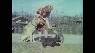Public displays of
affection were nonexistent - The Hitler Home Movies