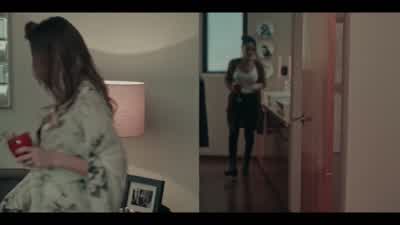 Pues, es una mujer de su trabajo. - Dark Desire