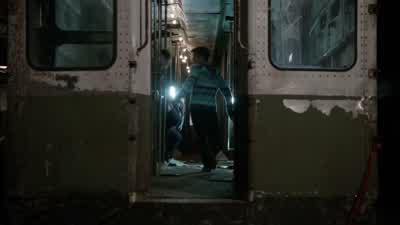 Pull her up. - Teen Wolf