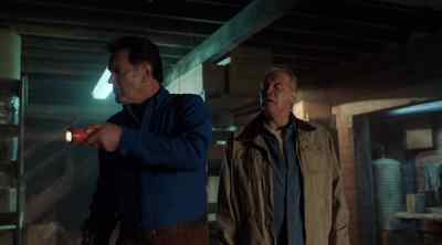 Pull the chain, dummy. - Ash vs Evil Dead