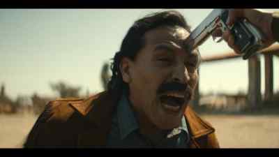 Pull the trigger! - Narcos: Mexico