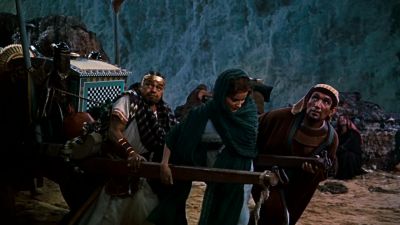 Pull for your lives - The Ten Commandments