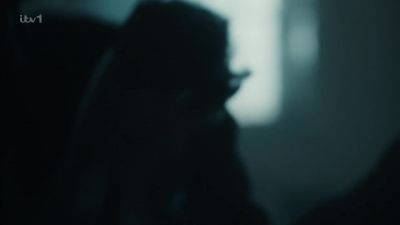 PUNCHING,
MAN SCREAMS - Endeavour