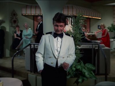 Purser Smith, would you give the
dollar back to the passenger, - The Love Boat