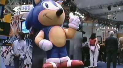 - ♪ Push it, push it,
push it ♪ - Console Wars