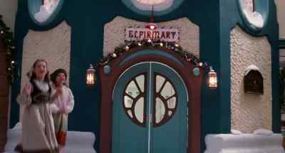 Push. - The Santa Clause 3: The Escape Clause