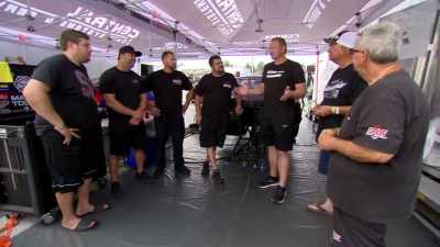 Pushed it out of the box,
looked it over, - Street Outlaws No Prep Kings Team Attack