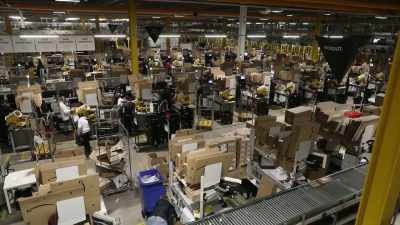 Pushing its workforce to
more than 1 million people. - Tech Billionaires: Jeff Bezos